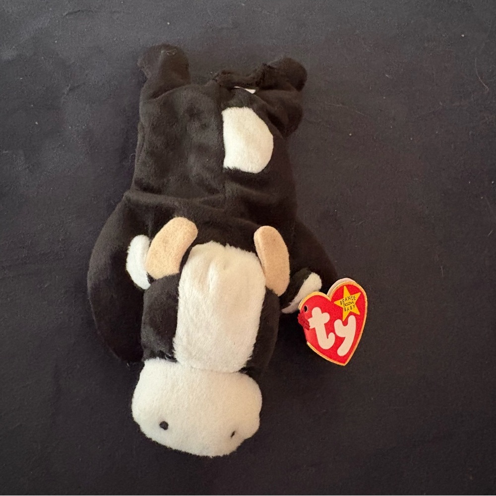 Ty “Daisy” 5/10/94 Cow Beanie Baby